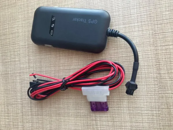 gps tracker GT02A.D.N car rastreador veicular tracking software systems  motorcycle truck localizador gps spy gadgets  SOS relè