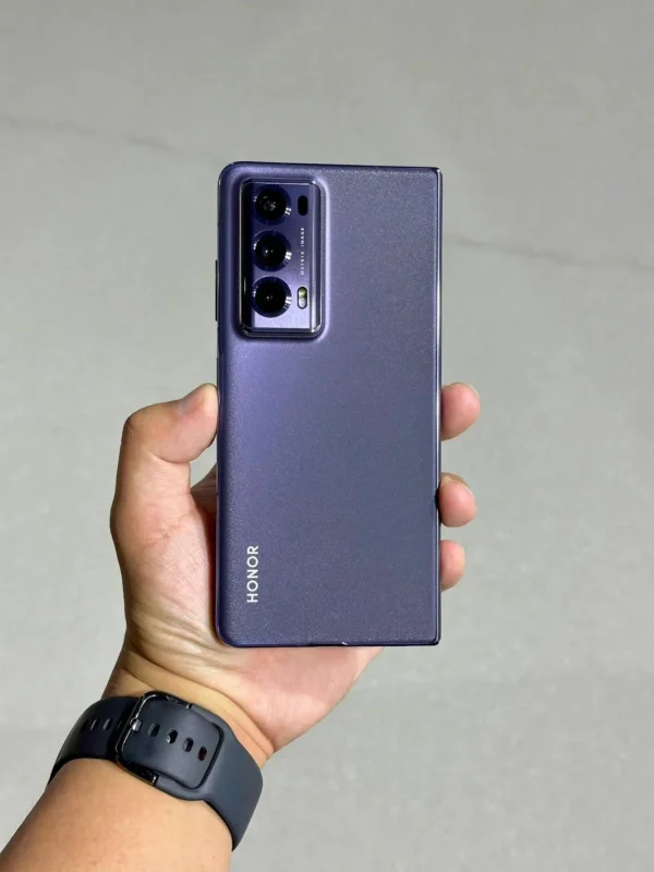S4534653ffb3c4b9cb4417e47642e723d2.webp Honor Magic V2 5G Foldable Smartphone Global Version LTPO OLED Display 120Hz Snapdragon 8 Gen2 50MP Triple Camera Android Mobile